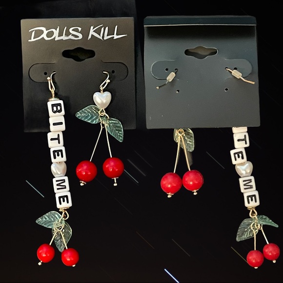 BITE ME BEADS CHERRIES DROP EARRINGS NWT - Picture 5 of 12